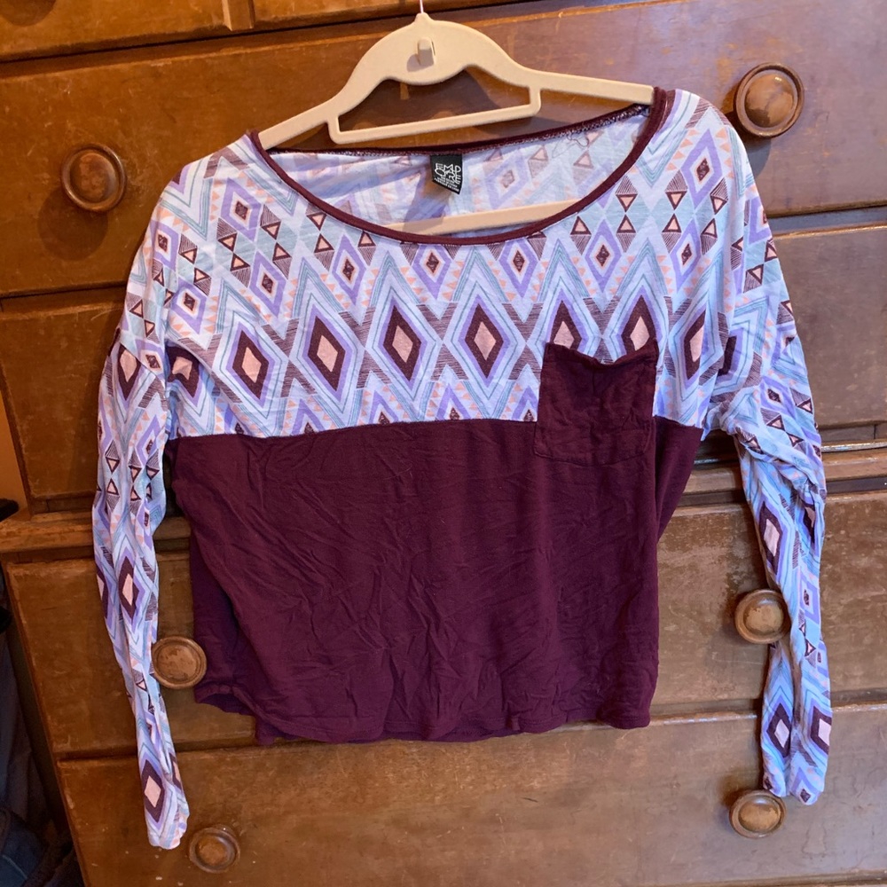 Long sleeve light blouse